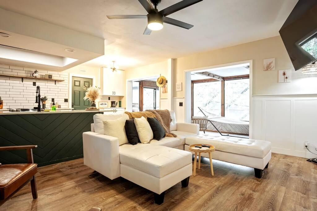 Cozy Lakefront Home W/ Pool -7 Mins From Legoland Уинтър Хевън Екстериор снимка